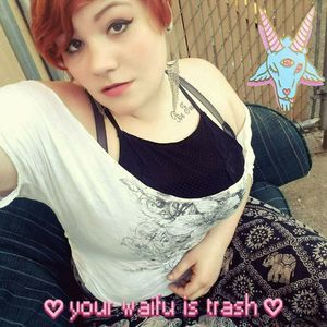 Meet your Posher, Caitlyn